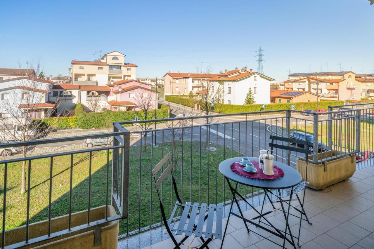 Parma Fiere Studio Con Parcheggio E Balcone Exterior photo