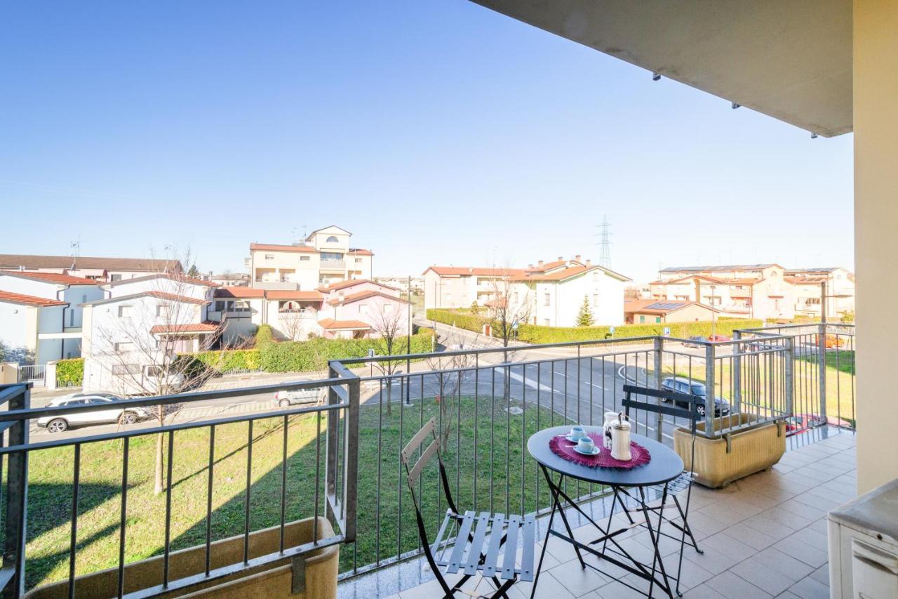 Parma Fiere Studio Con Parcheggio E Balcone Exterior photo